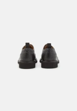 Hackett London Devon BrogueStringate ElegantiBlack Uomo Scarpe Eleganti HT612M00Z-Q11 8 Hackett London Devon BrogueStringate ElegantiBlack Uomo Scarpe Eleganti HT612M00Z-Q11 -Chic Scarpe Negozio a271c6721d624e32a9c27c0ee9dc96c1