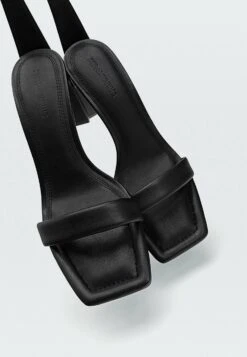 Stradivarius Wide Fit Absatzsandalen Mit Gesteppten Riemchen 19200974Sandali Con TaccoBlack Donna Tacchi Alti STH11A0I7-Q11 8 Stradivarius Wide Fit Absatzsandalen Mit Gesteppten Riemchen 19200974Sandali Con TaccoBlack Donna Tacchi Alti STH11A0I7-Q11 -Chic Scarpe Negozio a31c10fd274e4b3592b48d5961d07923