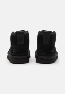 Ugg Accessible Neumel Ez-Fit UnisexStivalettiBlack Bambini Stivali UG116I00O-Q11 8 Ugg Accessible Neumel Ez-Fit UnisexStivalettiBlack Bambini Stivali UG116I00O-Q11 -Chic Scarpe Negozio a361c3c6cfce414cbee15514efff0f8f