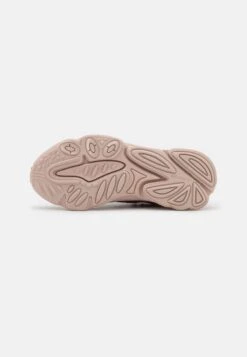 Adidas Originals Ozweego Sneakers BasseShadow Red/Taupe Donna Scarpe AD111A27R-G11 10 Adidas Originals Ozweego Sneakers BasseShadow Red/Taupe Donna Scarpe AD111A27R-G11 -Chic Scarpe Negozio aa85d5e292c1467e8d7caf87cda03d0b