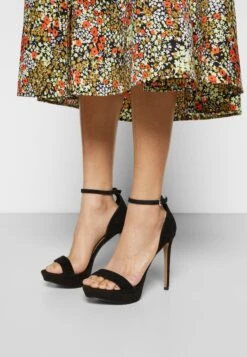 Steve Madden SarahSandali Con TaccoBlack Donna Scarpe ST311A05G-Q11 11 Steve Madden SarahSandali Con TaccoBlack Donna Scarpe ST311A05G-Q11 -Chic Scarpe Negozio adbdbab0794d475a93c6f4f102b726cd