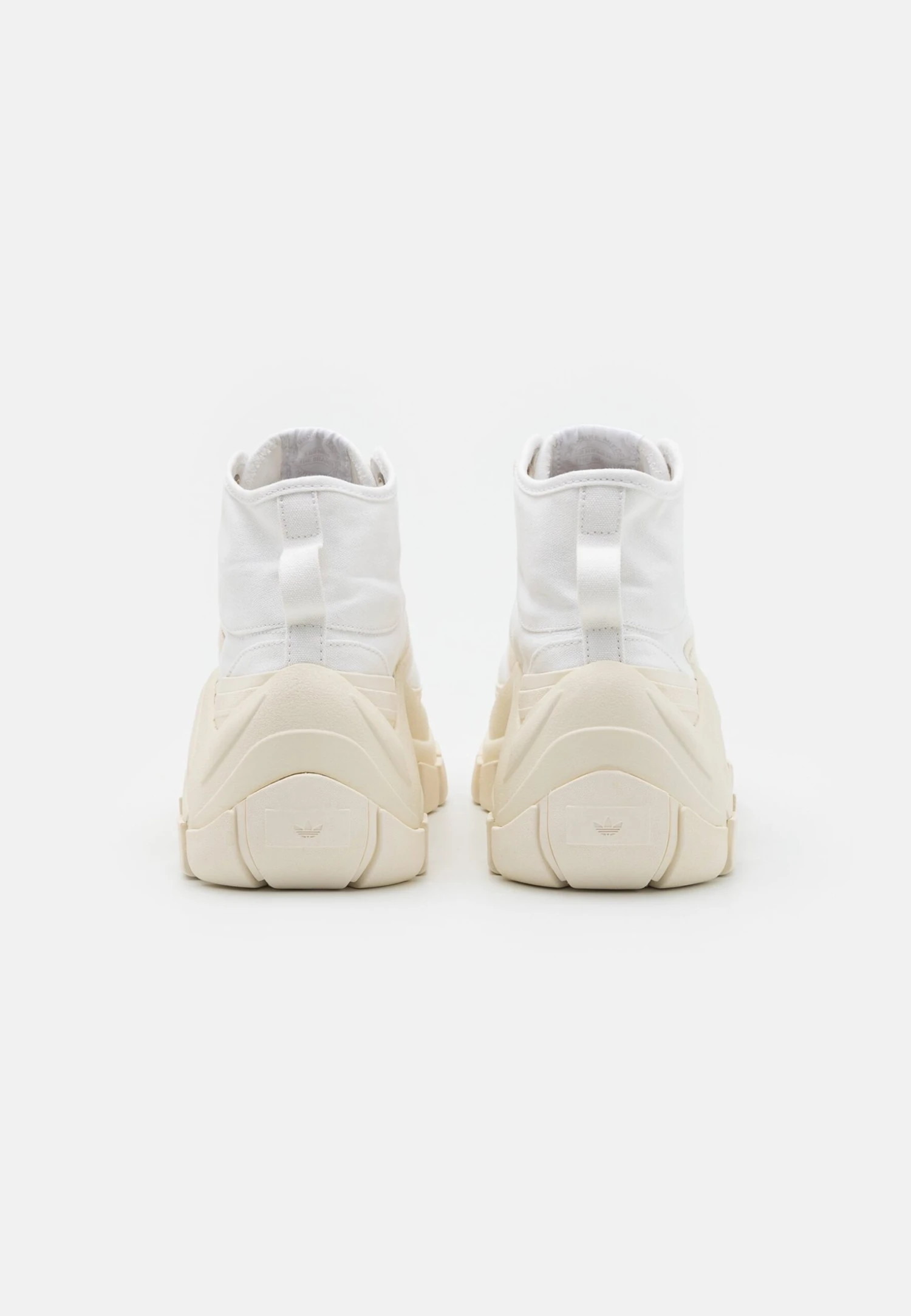 Adidas Originals Nizza Hi Xy22 UnisexSneakers AlteFootwear White/Chalk White/Grey Two Uomo Scarpe AD115N032-A11 3 Adidas Originals Nizza Hi Xy22 UnisexSneakers AlteFootwear White/Chalk White/Grey Two Uomo Scarpe AD115N032-A11 - immagine 3