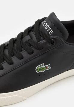 Lacoste Lerond Pro Sneakers BasseBlack/Off-White Uomo Sneaker LA212O0H6-Q11 -Chic Scarpe Negozio b5c6c458d6334a3791eda1204a35c803