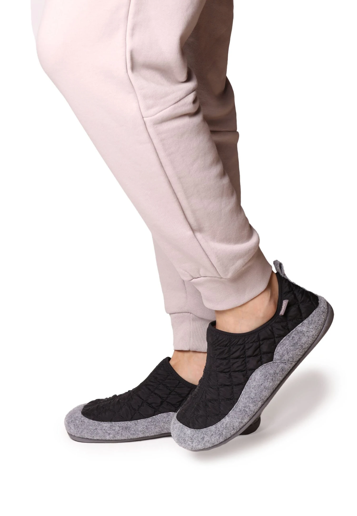 Toni Pons Nil UmScarpe Senza LacciBlack Uomo Scarpe Basse T1M12I001-Q11 1 Toni Pons Nil UmScarpe Senza LacciBlack Uomo Scarpe Basse T1M12I001-Q11