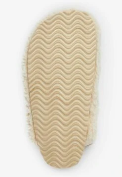 Next Pantofole - Ecru Cream Borg -Chic Scarpe Negozio bec4a074b9514ce98f1178ff65fcc522