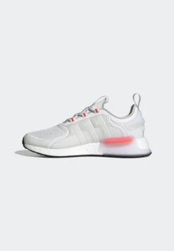Adidas Originals Nmd_V3 UnisexSneakers BasseWhite Donna Scarpe AD115O1BS-A11 -Chic Scarpe Negozio c0b88c05c0544ac6b3af0b362b183d48