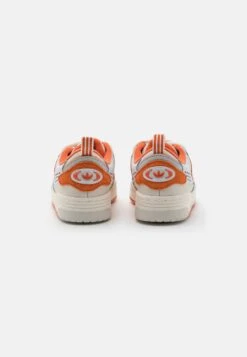 Adidas Originals Adi2000 UnisexSneakers BasseChalk White/Orange/Off White Donna Scarpe AD115O1JB-A12 8 Adidas Originals Adi2000 UnisexSneakers BasseChalk White/Orange/Off White Donna Scarpe AD115O1JB-A12 -Chic Scarpe Negozio c18b23e7aced4f0eaafc3a056293ad09