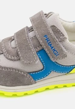 Primigi Sneakers BasseGrigio Bambini Scarpe PR314D039-K11 -Chic Scarpe Negozio c3835cf17b314762ad1203e952622aa2