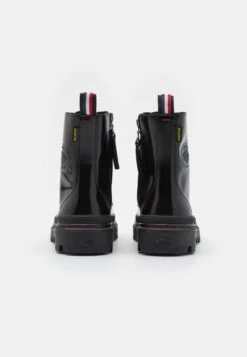 Palladium Pallatrooper UnisexStivaletti StringatiBlack Donna Stivaletti P1315K02O-Q11 -Chic Scarpe Negozio c7c038e4a3614e00966d8cbb1fe334f3