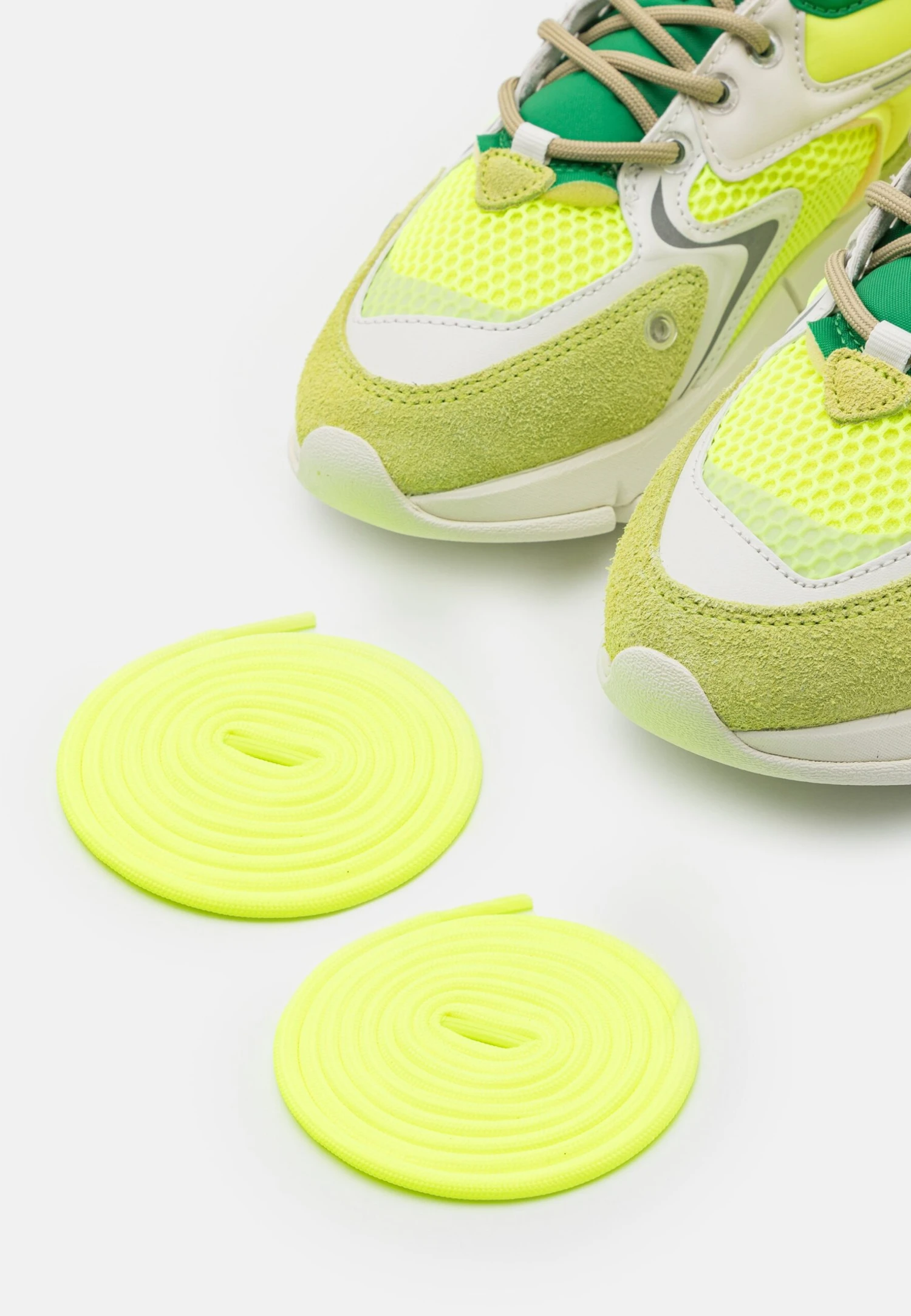 Lacoste Neo - Sneakers Basse - Yellow/Off-White 6 Lacoste Neo - Sneakers Basse - Yellow/Off-White - immagine 6