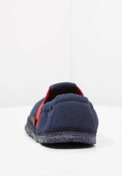 Giesswein AurichPantofoleBleu Foncé Bambini Pantofole GI114L00I-K11 10 Giesswein AurichPantofoleBleu Foncé Bambini Pantofole GI114L00I-K11 -Chic Scarpe Negozio cebf9d52cc3e4efd8b7b6f006c6c21a2