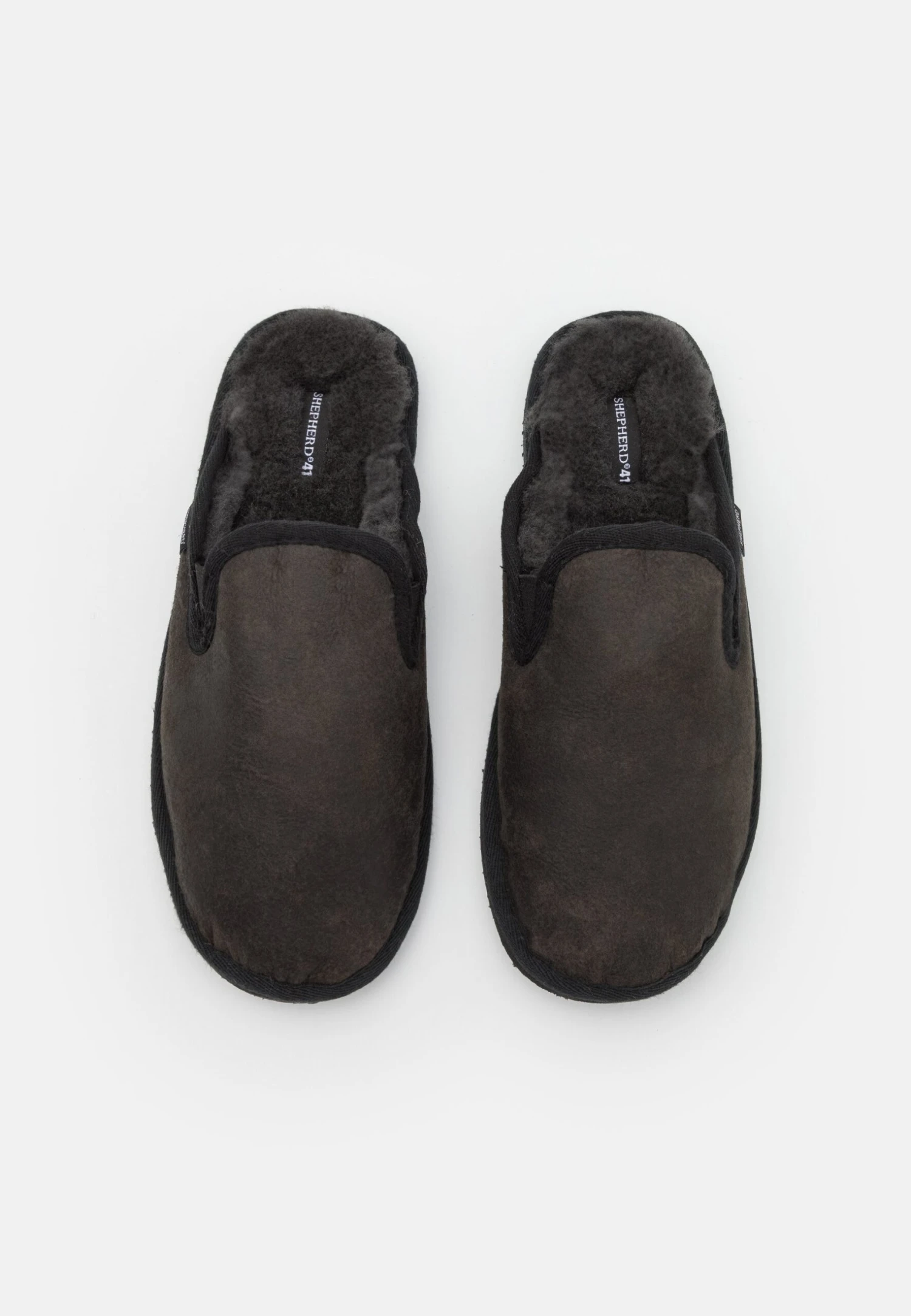 Shepherd AdamPantofoleMatt Black Uomo Pantofole S3012I018-Q11 4 Shepherd AdamPantofoleMatt Black Uomo Pantofole S3012I018-Q11 - immagine 4