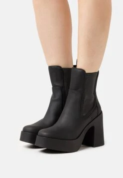 Steve Madden ClimateStivaletti Con PlateauBlack Donna Scarpe ST311N0BE-Q11