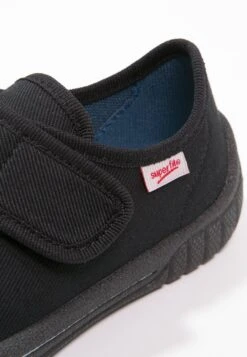 Superfit Bill - Pantofole - Schwarz 11 Superfit Bill - Pantofole - Schwarz -Chic Scarpe Negozio e1cf542d71f7476db76fd1e481e33a4e