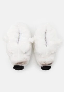 Polar Bear Slipper - Pantofole - White 9 Polar Bear Slipper - Pantofole - White -Chic Scarpe Negozio e1fda1479d8f404fbfe96a140c2f6d09