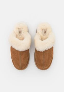 Ugg Disquette - Pantofole - Chestnut 15 Ugg Disquette - Pantofole - Chestnut -Chic Scarpe Negozio e7285c3843ba4f50963a7119606316e7