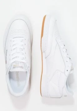 Reebok Classic Club C 85Sneakers BasseWhite/Light Grey Donna Sneakers RE011S06G-A11 13 Reebok Classic Club C 85Sneakers BasseWhite/Light Grey Donna Sneakers RE011S06G-A11 -Chic Scarpe Negozio e8f05b031bf64e22b8afff9e7e8d30c5