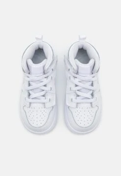 Jordan 1 Mid UnisexScarpe Da BasketWhite Bambini Sneakers JOC43A0A8-A11 -Chic Scarpe Negozio e9009c3ac9b046f1975efa6f46883890