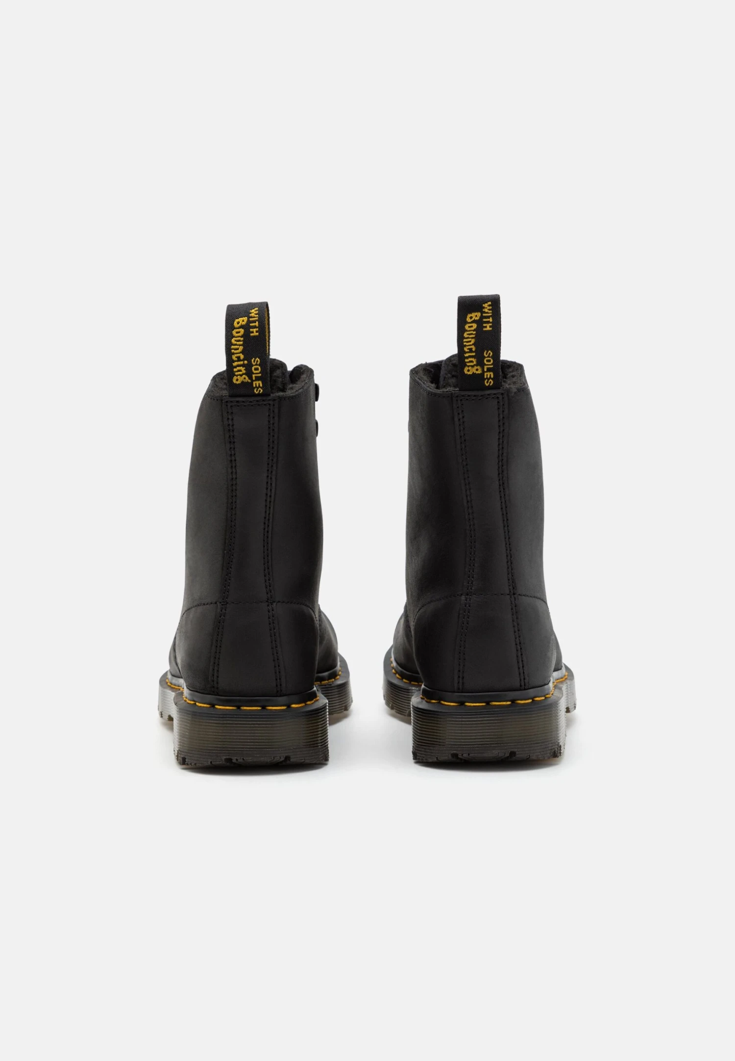 Dr. Martens 1460 Pascal UnisexStivaletti StringatiBlack Outlaw Uomo Stivaletti/Stivali DO215K06K-Q11 3 Dr. Martens 1460 Pascal UnisexStivaletti StringatiBlack Outlaw Uomo Stivaletti/Stivali DO215K06K-Q11 - immagine 3