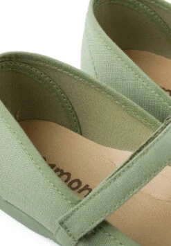 Ballerine Con CinturinoVerde Helecho Bambini Ballerine P1X13A06R-M11 -Chic Scarpe Negozio eabcdab3bd8047d6af611b40f607a745