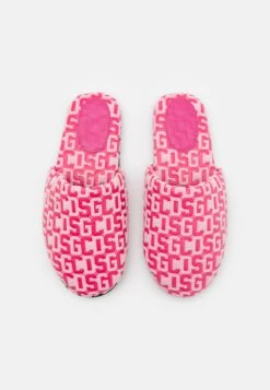 GCDS Monogram UnisexPantofoleFucsia Uomo Pantofole GC915I000-J11 9 GCDS Monogram UnisexPantofoleFucsia Uomo Pantofole GC915I000-J11 -Chic Scarpe Negozio ed9065c2648743e8b67d7be138d4fc67