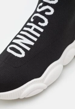 MOSCHINO Sneakers Alte - Nero -Chic Scarpe Negozio f0e4bc6db7974d9293cada479637c2b6