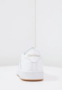 Reebok Classic Club C 85Sneakers BasseWhite/Light Grey Donna Sneakers RE011S06G-A11 15 Reebok Classic Club C 85Sneakers BasseWhite/Light Grey Donna Sneakers RE011S06G-A11 -Chic Scarpe Negozio f1c2c740649741adacf8d2900a13800e
