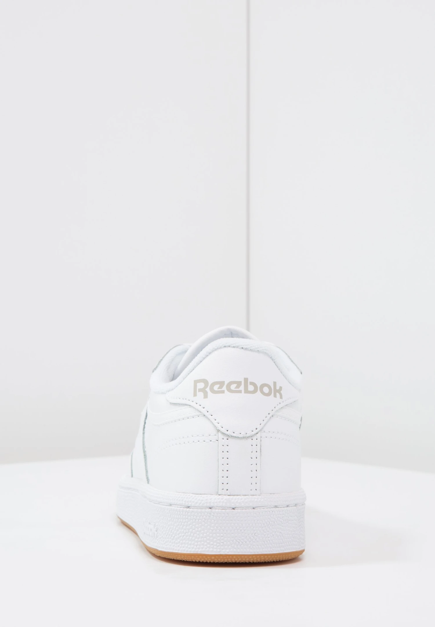 Reebok Classic Club C 85Sneakers BasseWhite/Light Grey Donna Sneakers RE011S06G-A11 7 Reebok Classic Club C 85Sneakers BasseWhite/Light Grey Donna Sneakers RE011S06G-A11 - immagine 7