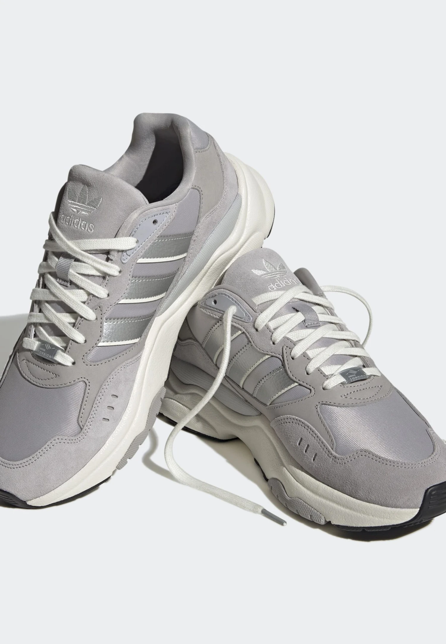 Adidas Originals Retropy F90 UnisexSneakers BasseGrey Two/Silver Met./Off White Uomo Scarpe AD115O1GK-C11 4 Adidas Originals Retropy F90 UnisexSneakers BasseGrey Two/Silver Met./Off White Uomo Scarpe AD115O1GK-C11 - immagine 4
