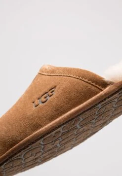 Ugg Scuff - Pantofole - Cognac -Chic Scarpe Negozio f50c9502e1344094bfa31edf97a67aa4