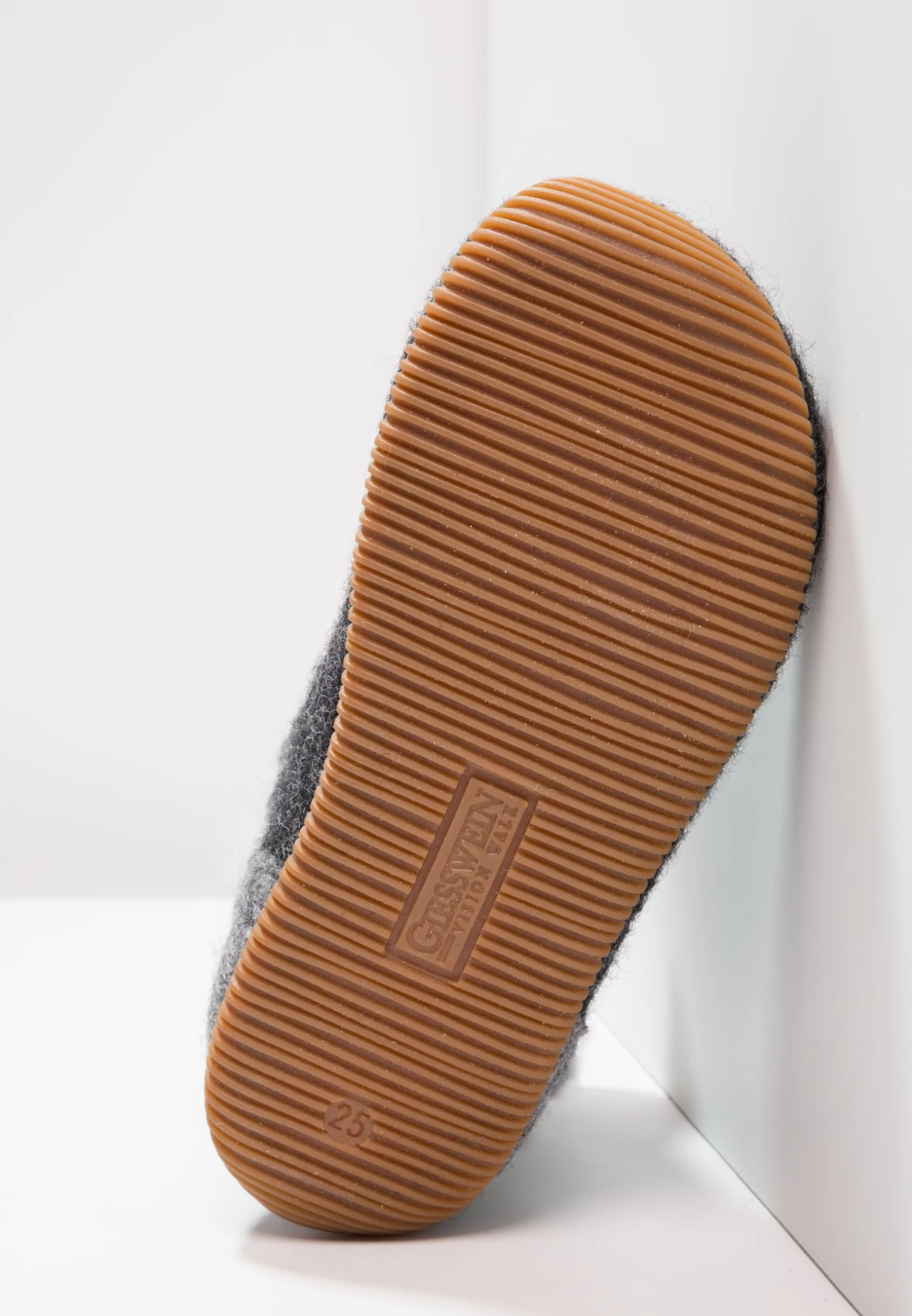 Giesswein WildpoldsriedPantofoleAnthrazit Donna Pantofole GI113L04F-Q11 5 Giesswein WildpoldsriedPantofoleAnthrazit Donna Pantofole GI113L04F-Q11 - immagine 5