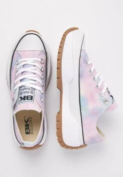 British Knights Kaya Low Fly - Sneakers Basse - Pink Blue Tie Dye 9 British Knights Kaya Low Fly - Sneakers Basse - Pink Blue Tie Dye -Chic Scarpe Negozio fbb4341e62b74ba398522aec739995d9
